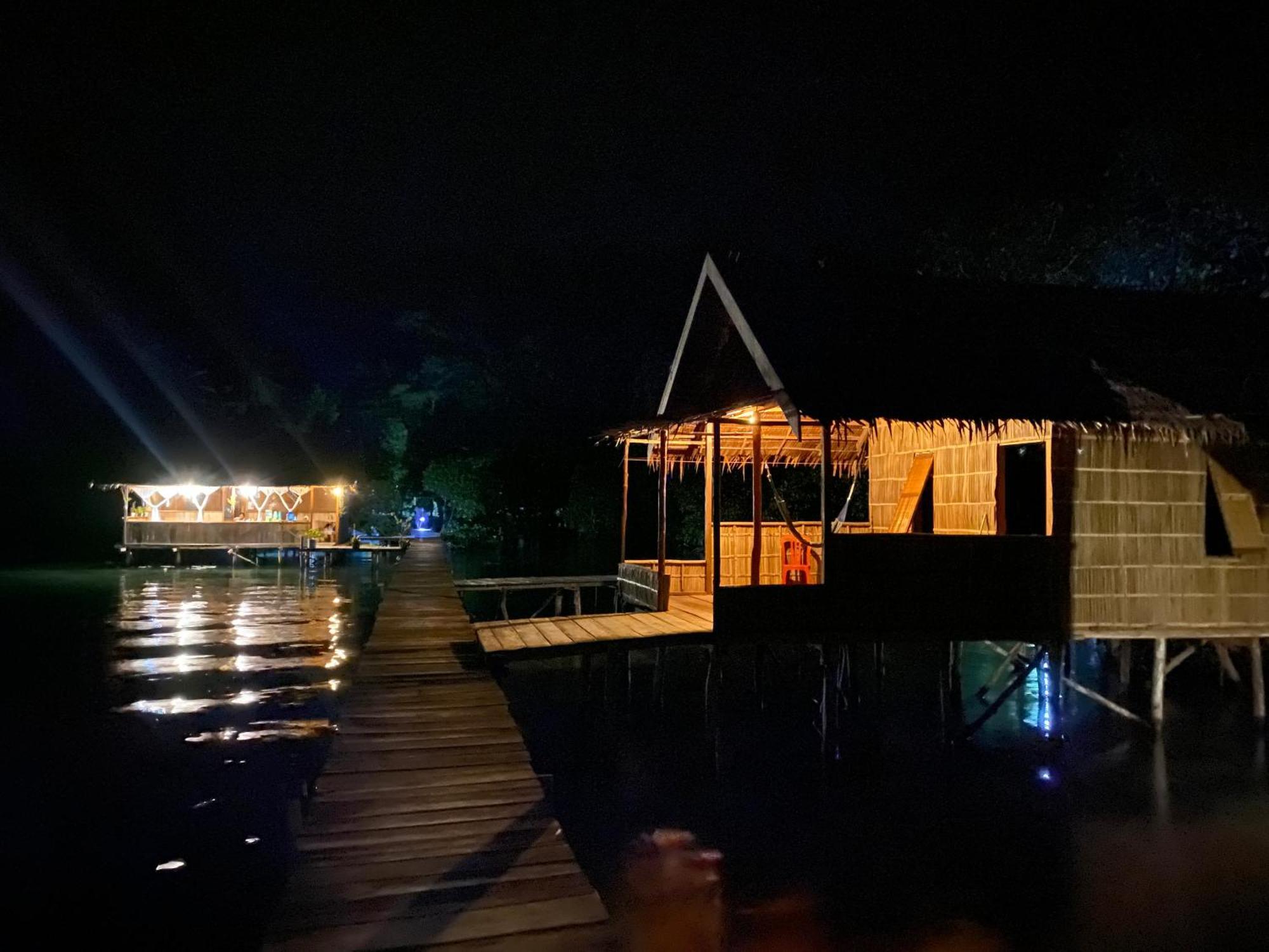 Nyanse Homestay - Raja Ampat Besir Dış mekan fotoğraf